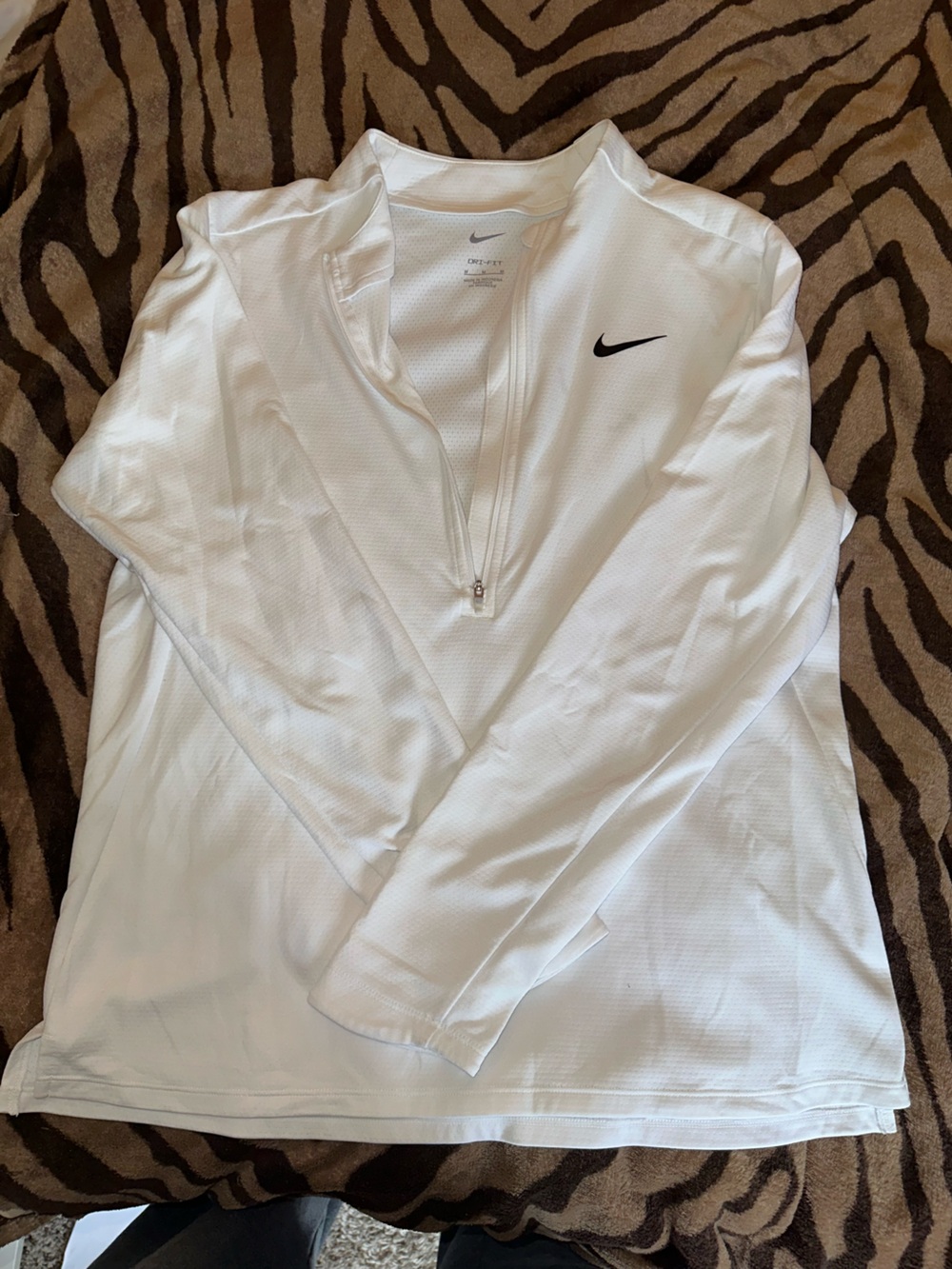 Nike White Long-Sleeve Half-Zip Athletic Pullover